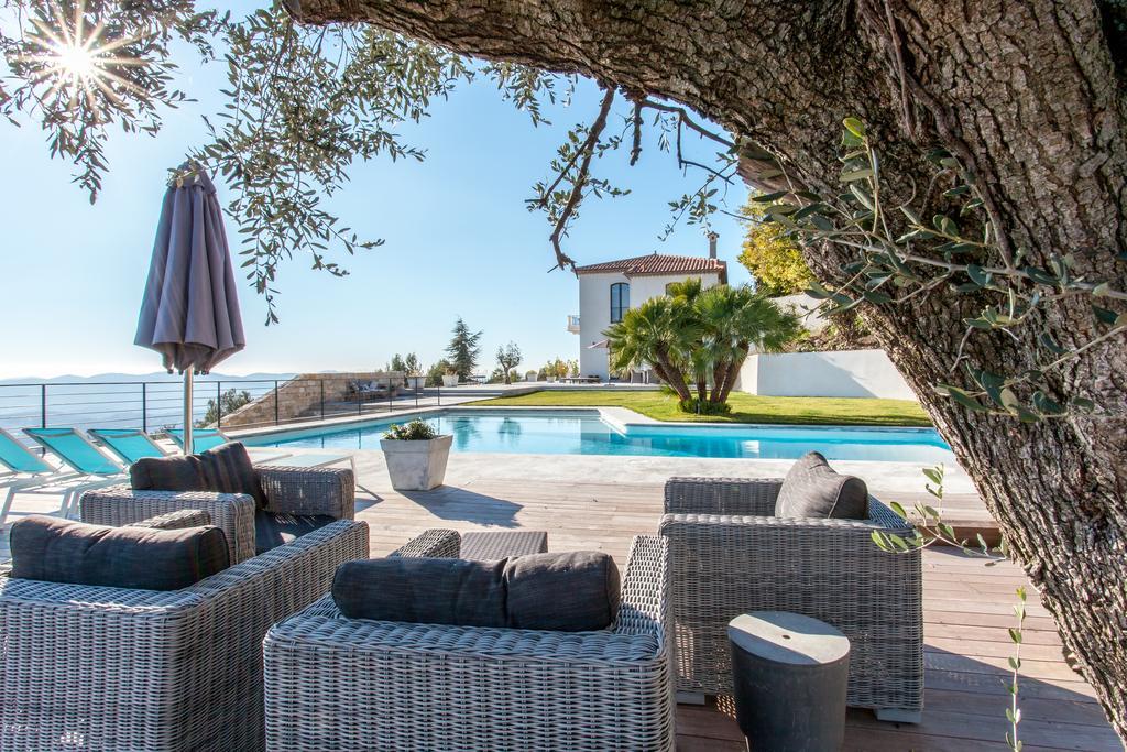 Maison Saint Christophe Грасс Экстерьер фото